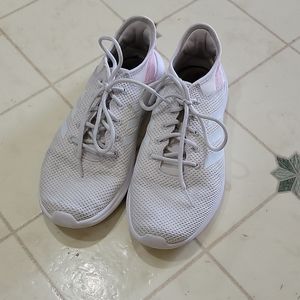 adidas  clouform tennis shoes